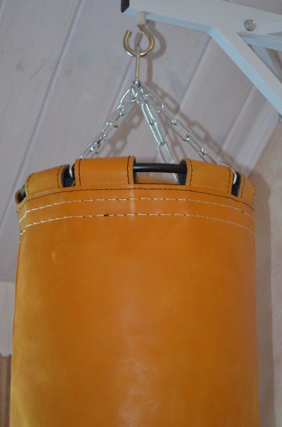 Рокки 120х40 см. 50 кг кожа рыжий из каталога товаров для бокса и единоборств в Красноярске по цене 27440 ₽